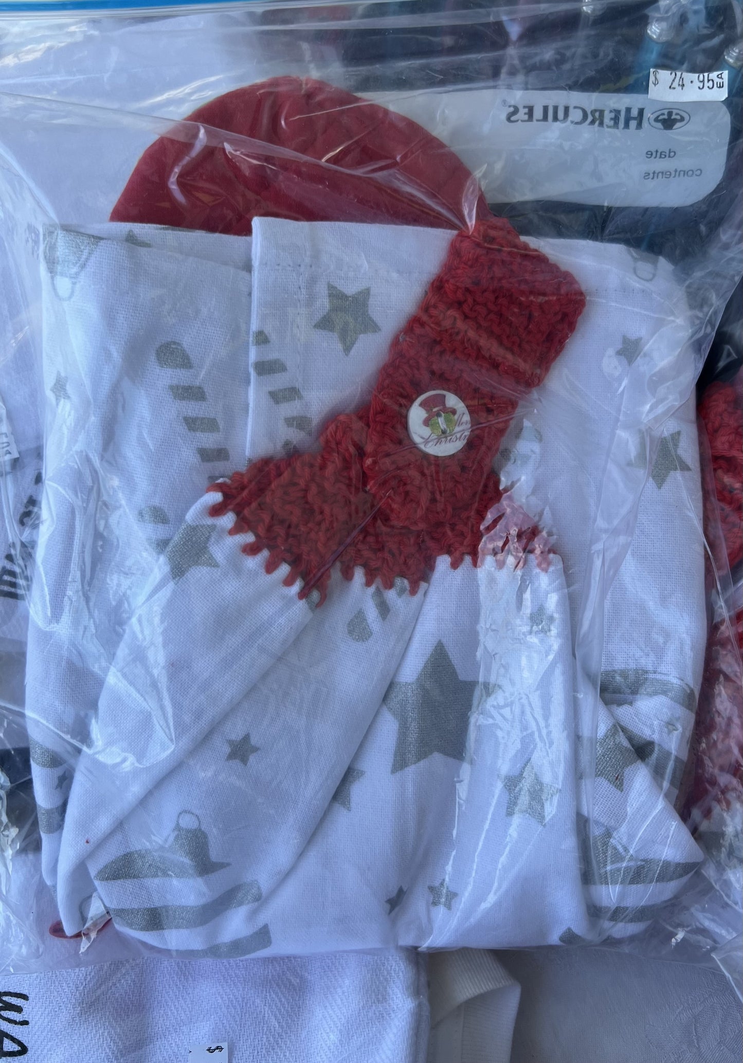 Christmas Sentimental 4 Piece Kitchen Set Tea Towels and Mitts